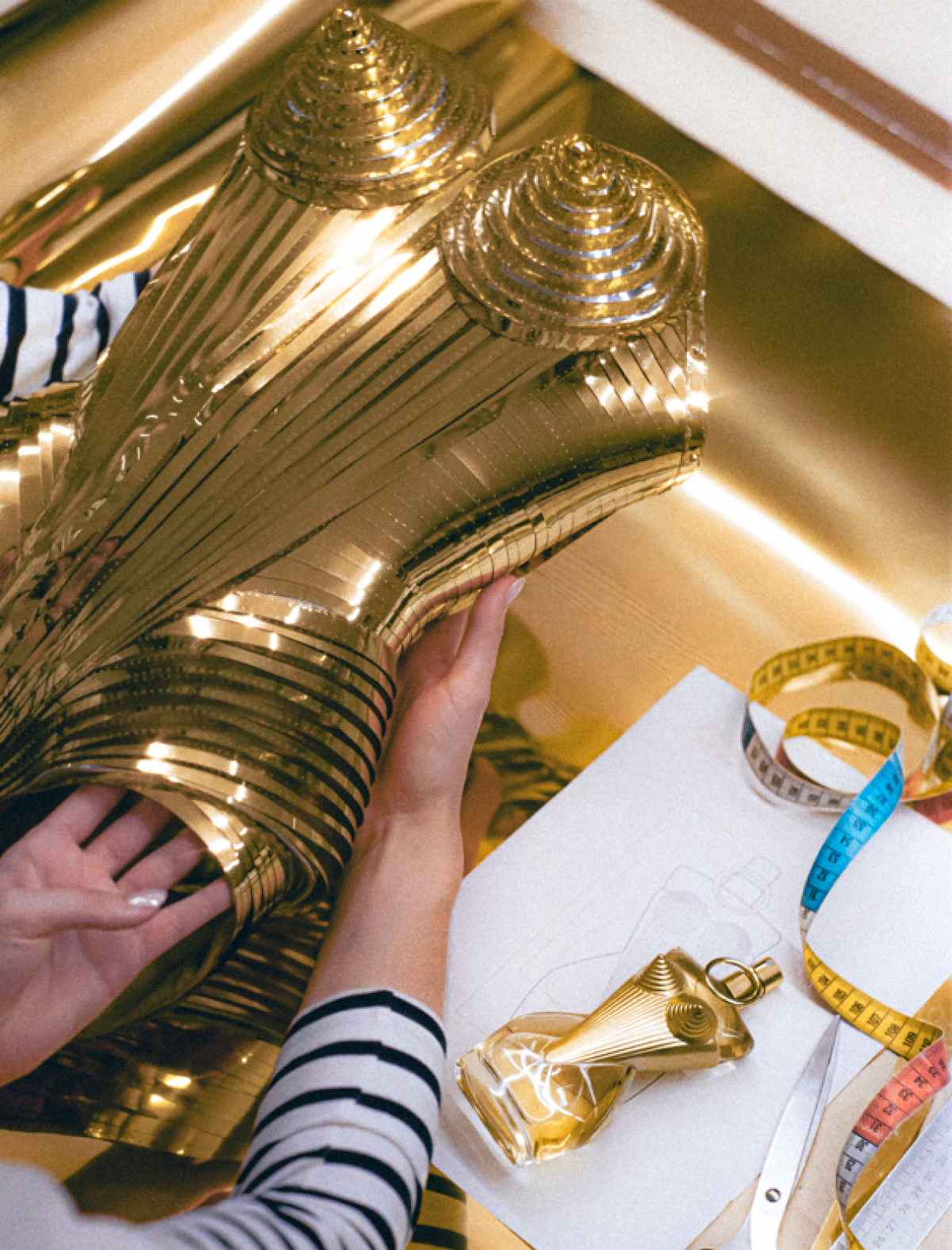 visuel-caroussel-2-Gaultier-divine-le-corset (1).jpg